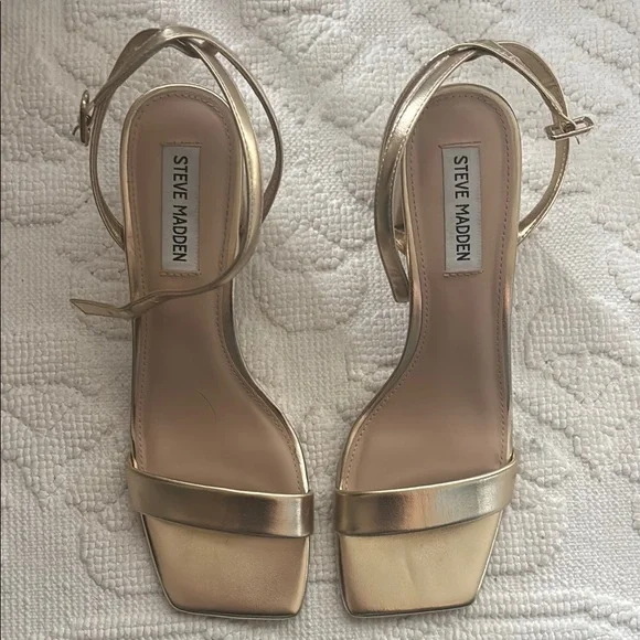 steve madden gold luxe pump - Picture 4 of 5